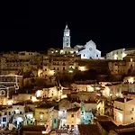 Il Re Degli Scalzi Matera