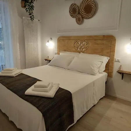 Guest house Il Re Degli Scalzi 3*