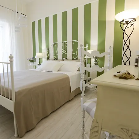 Il Re Degli Scalzi Matera