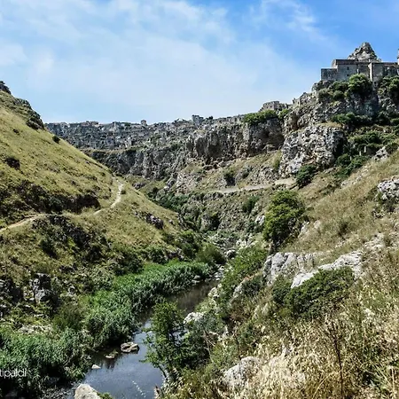 Il Re Degli Scalzi Matera