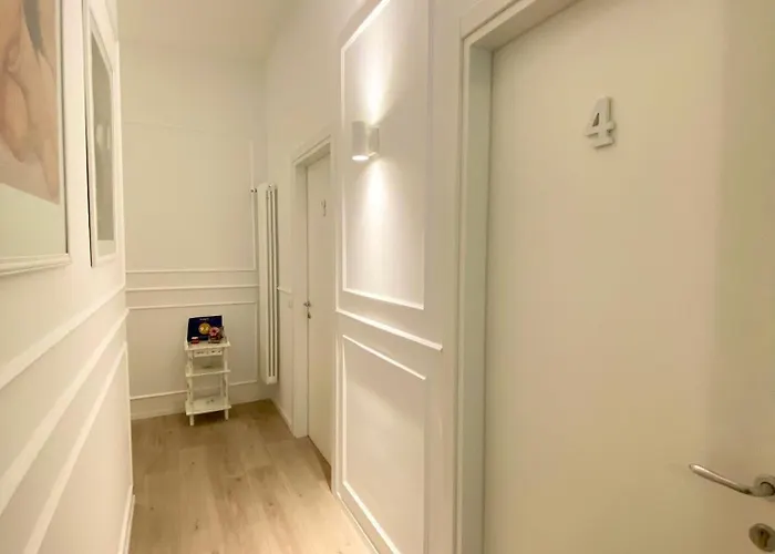 Il Re Degli Scalzi Гостевой дом Матера