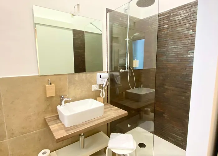 Il Re Degli Scalzi 3*