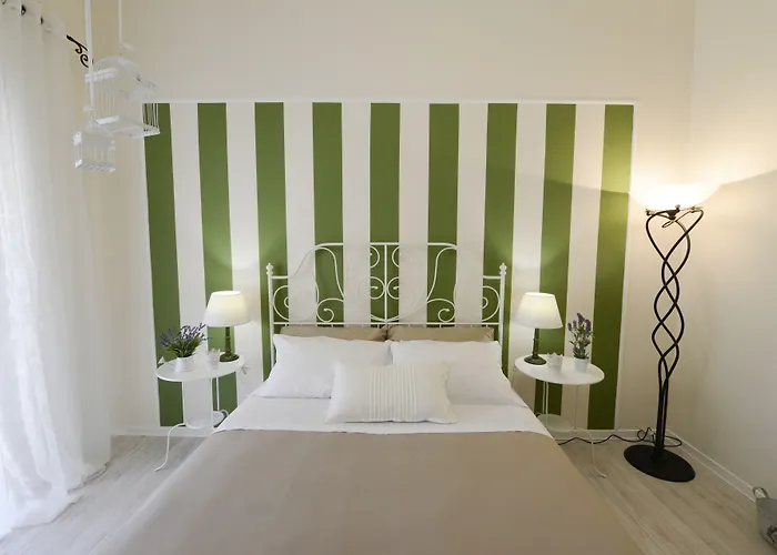 Il Re Degli Scalzi Гостевой дом Матера